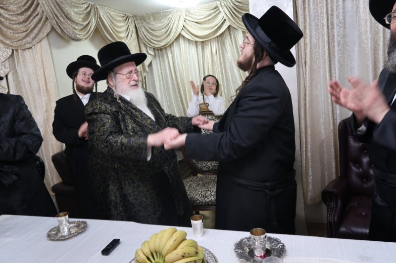 באדיבות המצלם