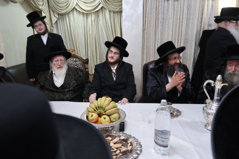 באדיבות המצלם