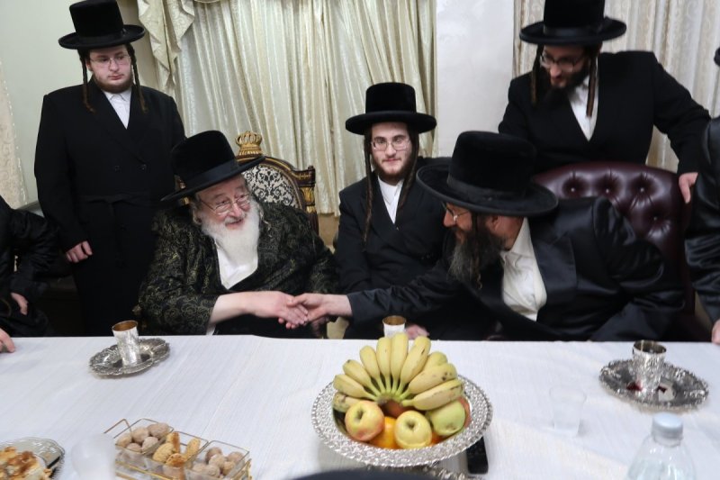 באדיבות המצלם