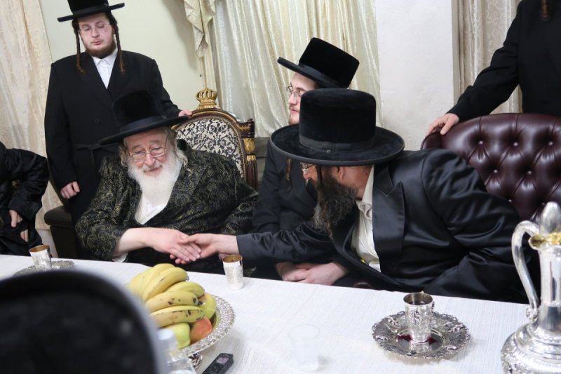 באדיבות המצלם