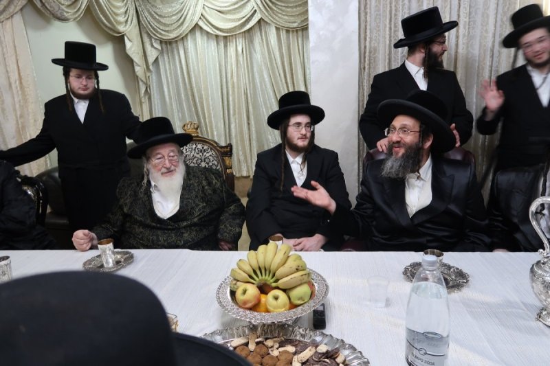 באדיבות המצלם