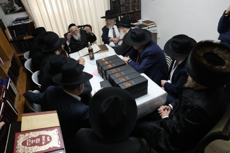 באדיבות המצלם