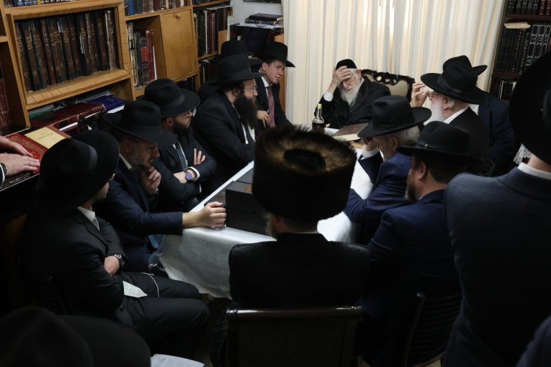 באדיבות המצלם