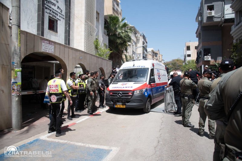 עזרא טרבלסי