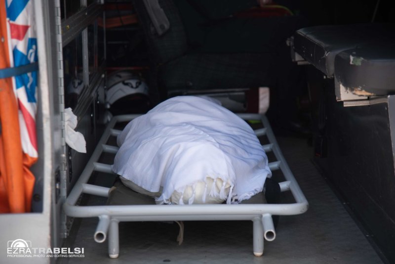 עזרא טרבלסי