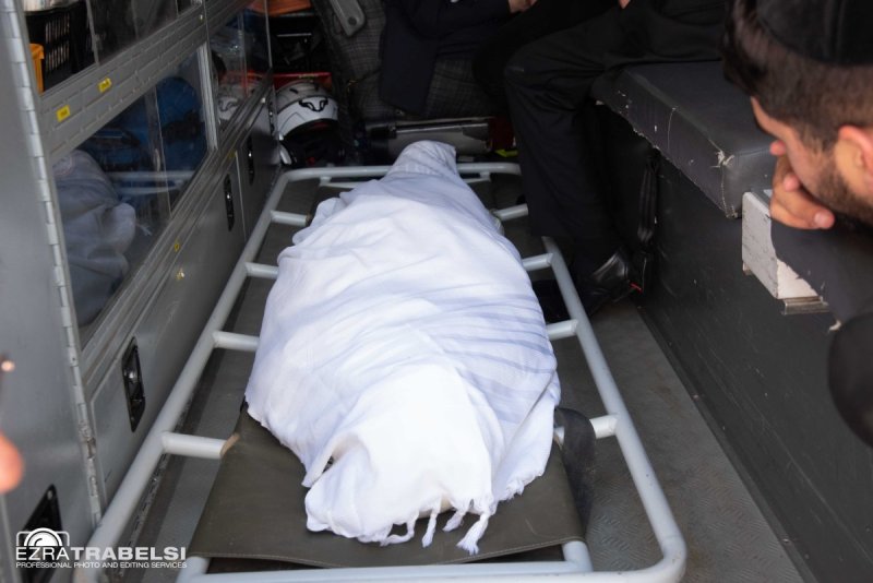 עזרא טרבלסי