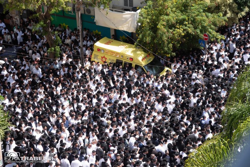 עזרא טרבלסי