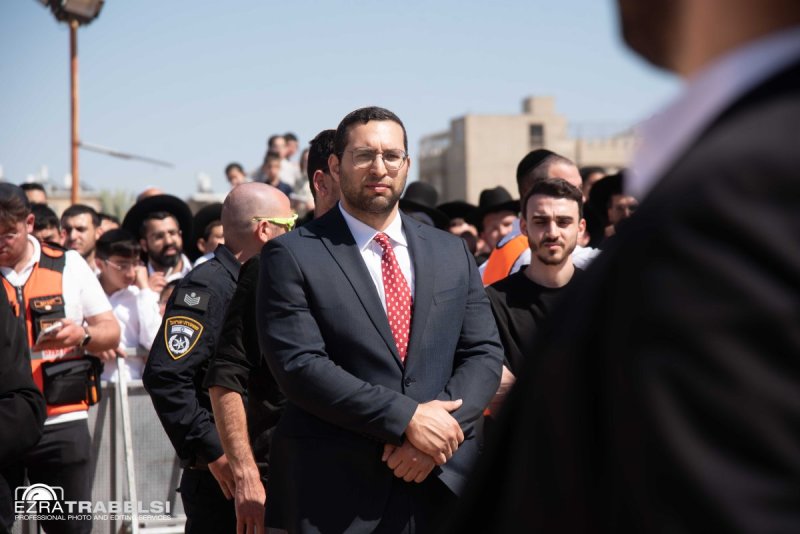 עזרא טרבלסי