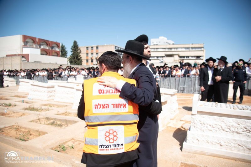 עזרא טרבלסי