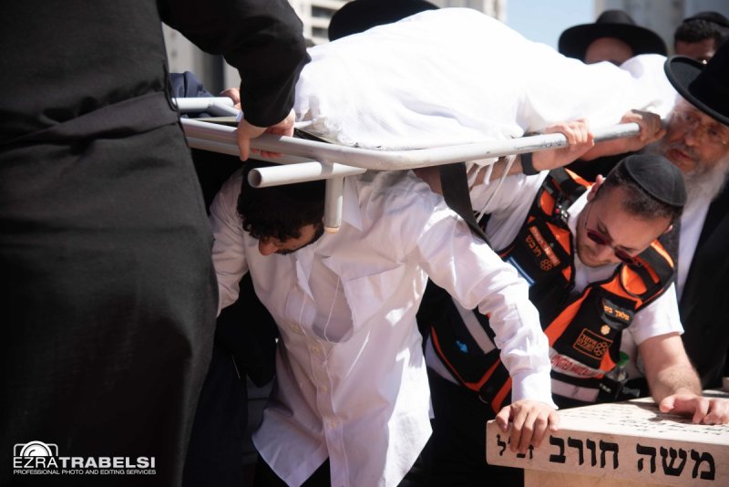 עזרא טרבלסי