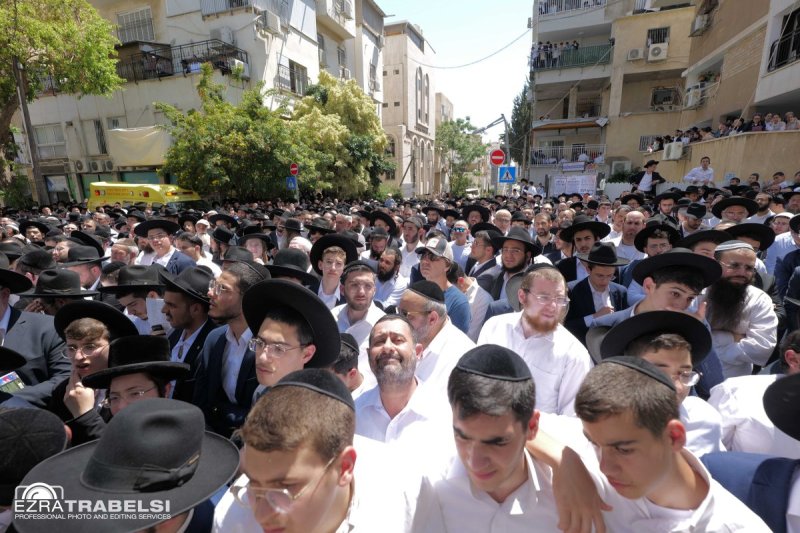 עזרא טרבלסי