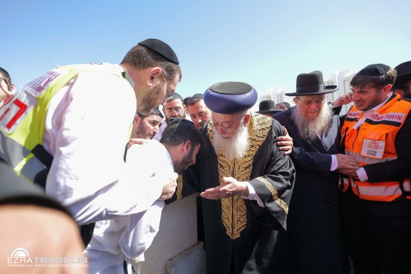 עזרא טרבלסי