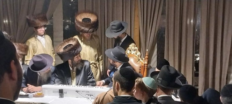 באדיבות המצלם