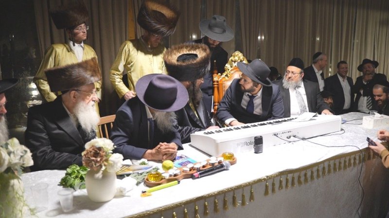 באדיבות המצלם