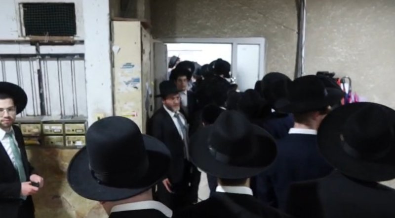 באדיבות המצלם