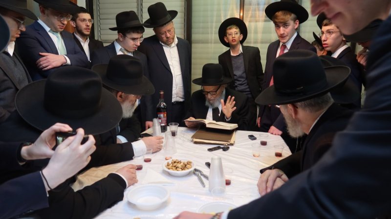 באדיבות המצלם