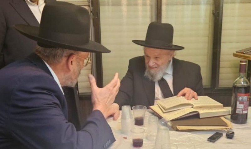 באדיבות המצלם