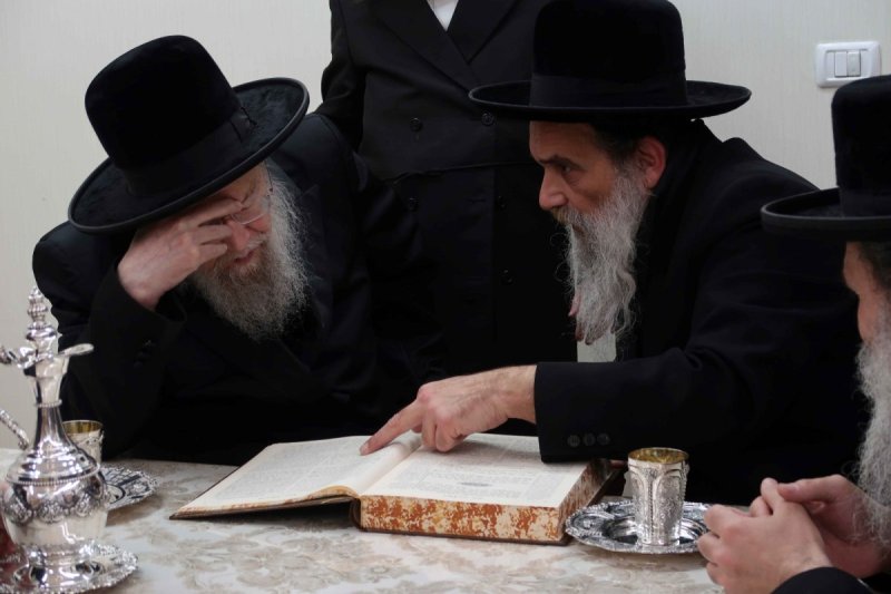 באדיבות המצלם