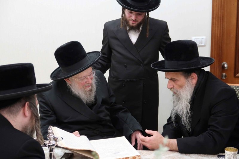 באדיבות המצלם