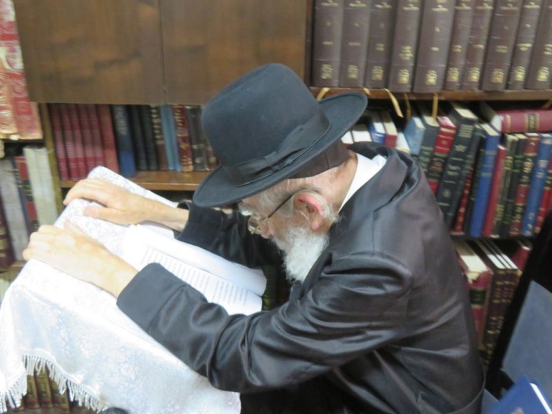 באדיבות המצלם