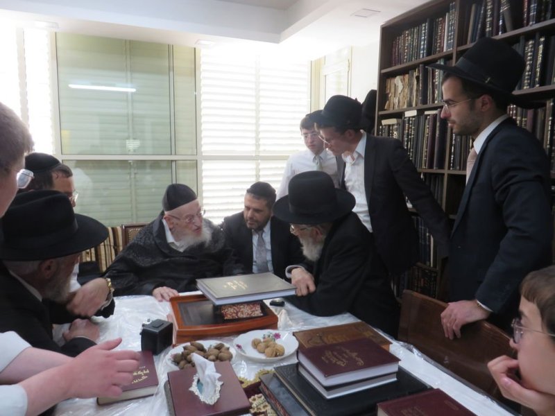 באדיבות המצלם