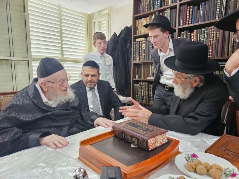 באדיבות המצלם