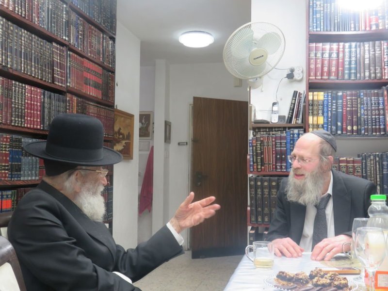 באדיבות המצלם