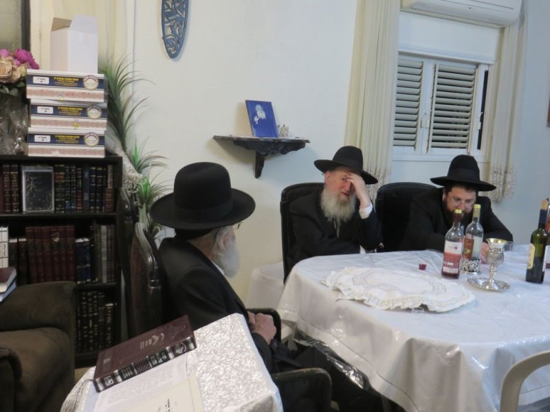 באדיבות המצלם