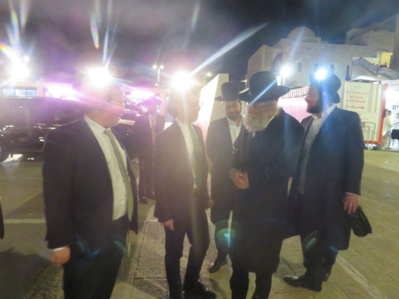 באדיבות המצלם