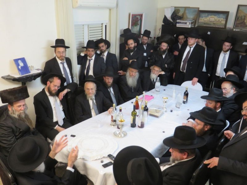 באדיבות המצלם