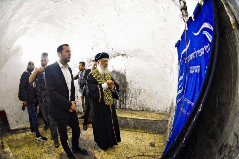 ארי קופרשטוק