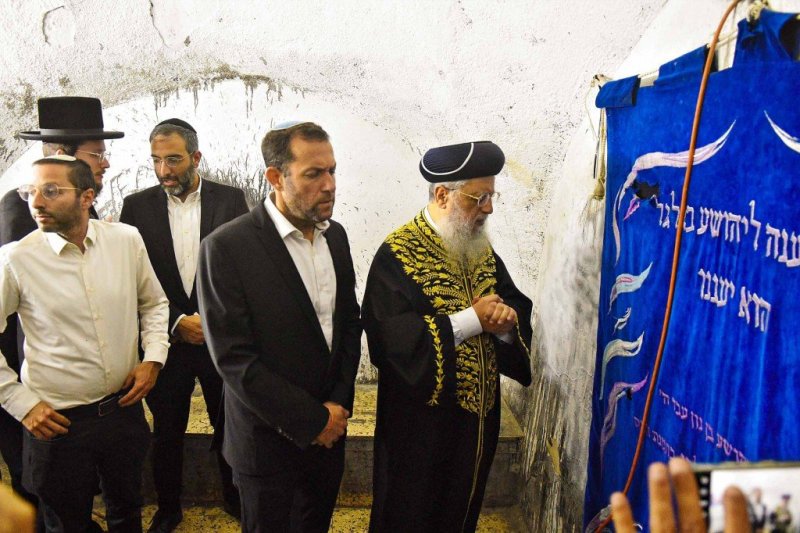 ארי קופרשטוק