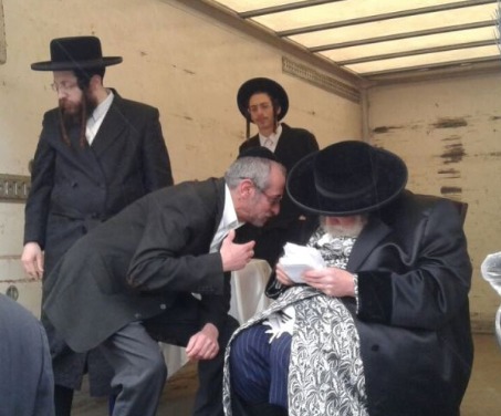 באדיבות המצלם