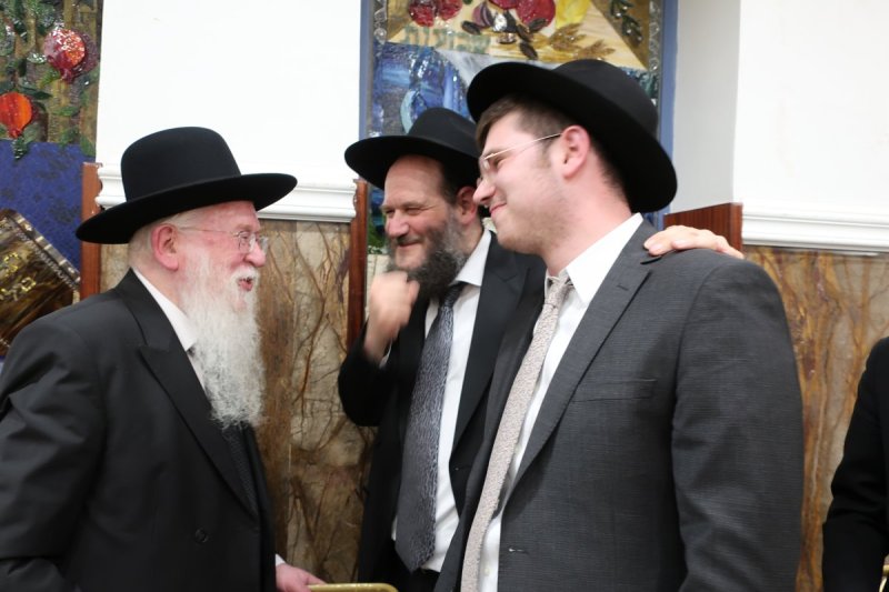 באדיבות המצלם