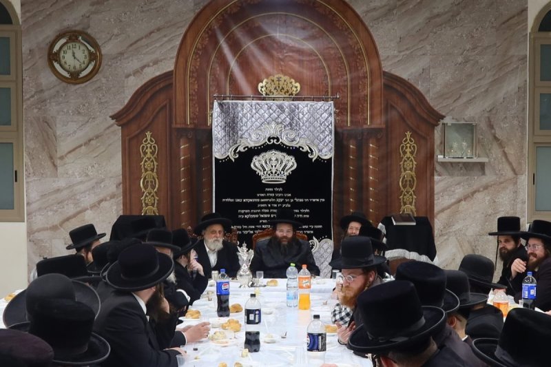 באדיבות המצלם