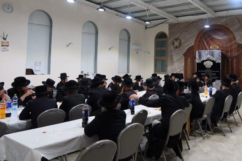 באדיבות המצלם