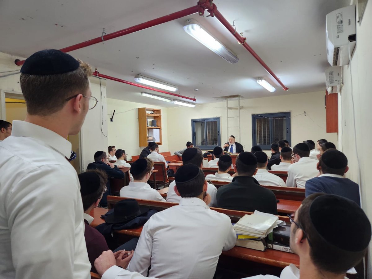 באדיבות המצלם