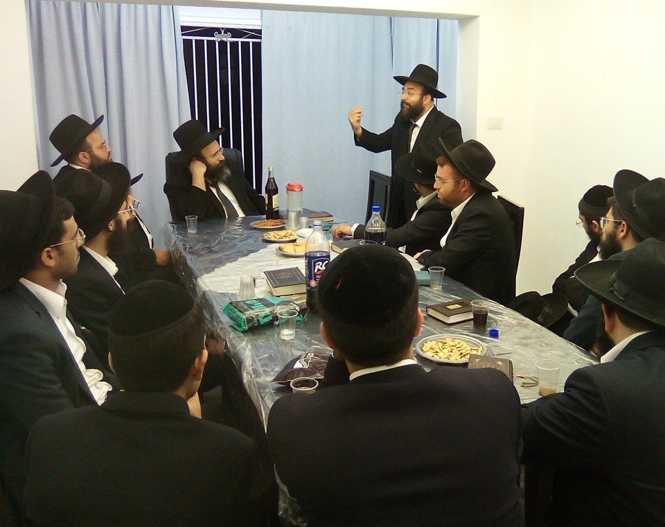 באדיבות המצלם