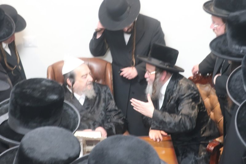 באדיבות המצלם