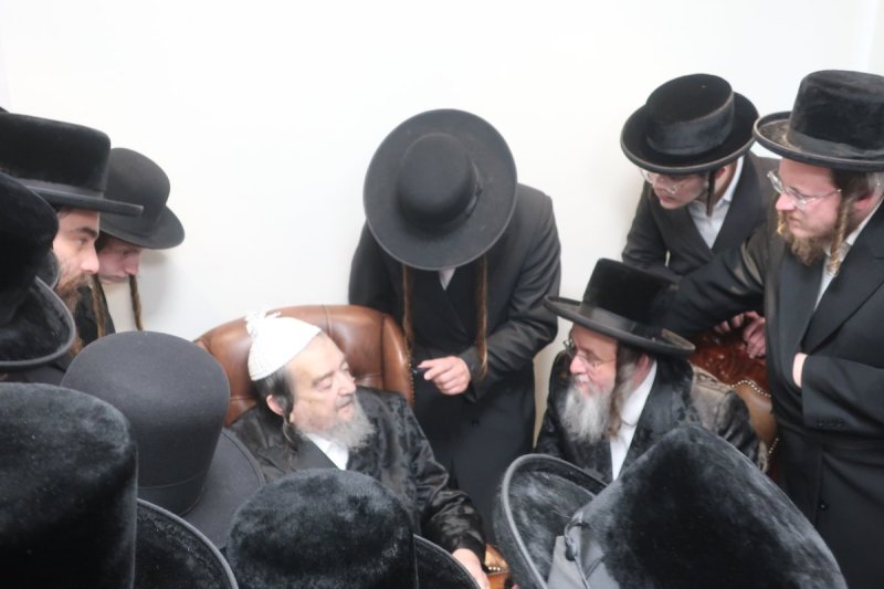 באדיבות המצלם