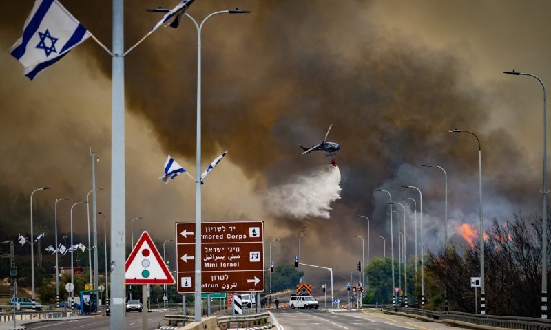בניסיון לבלום את הלהבות: 163 צוותי כיבוי פועלים לתוך הלילה, פארק קנדה נשרף כמעט לחלוטין | תמונת מצב
