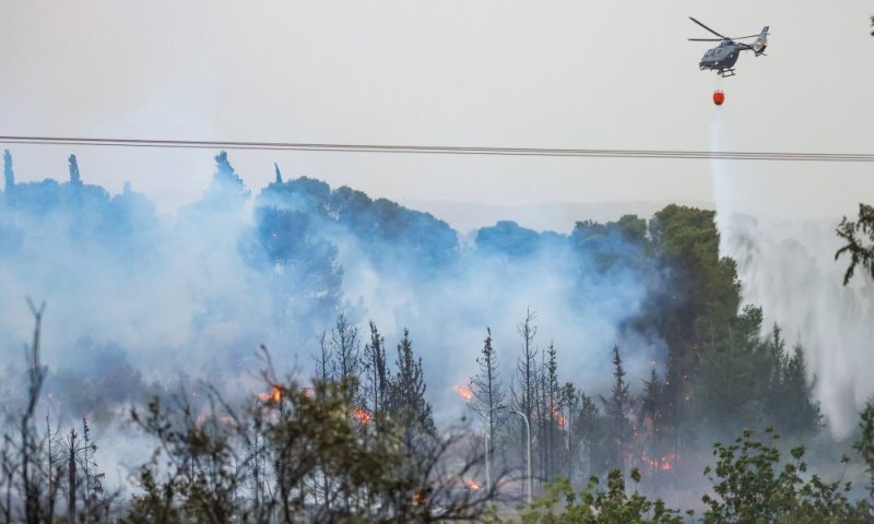 שריפות הענק בהרי ירושלים: התושבים חוזרים לבתיהם, הסיוע הבינלאומי בדרך