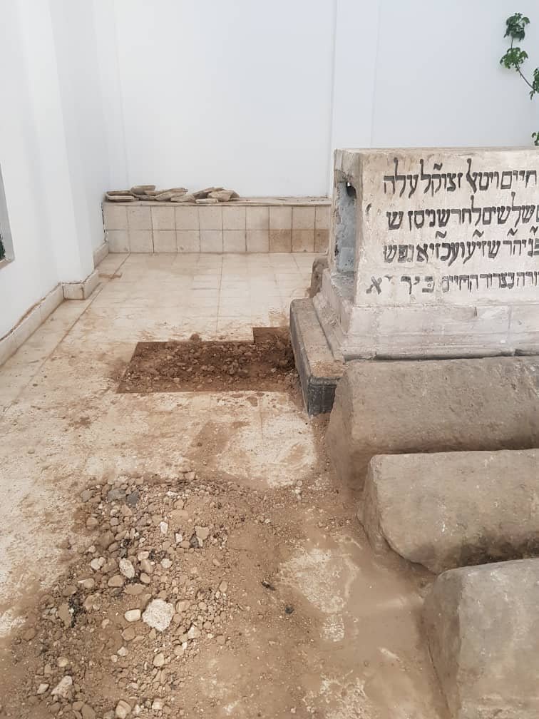 באדיבות המצלם