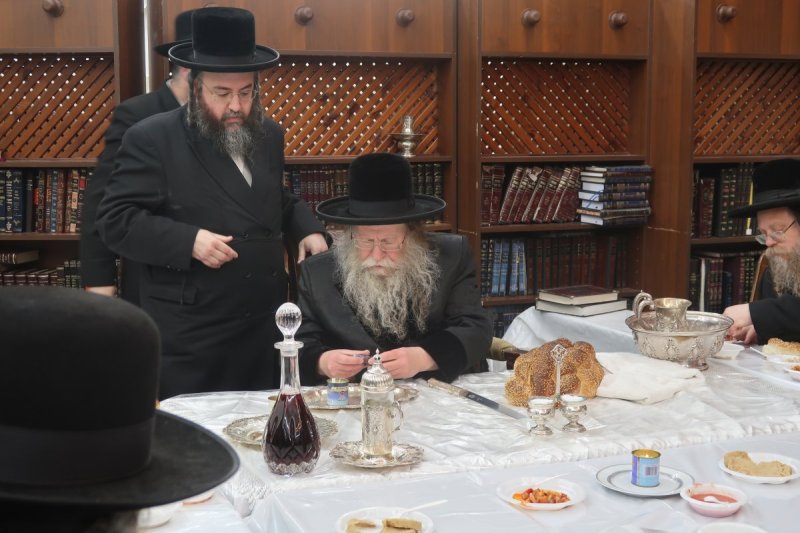 מתתיהו גולדברג וי. פריד