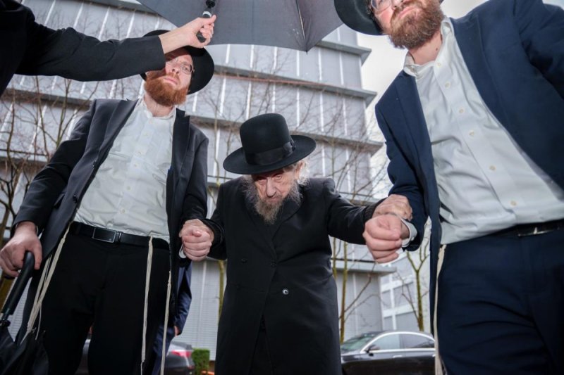 דניאל נפוסי ומאיר זלזניק