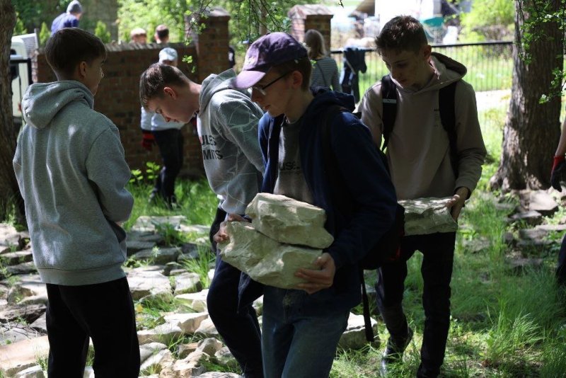 באדיבות המצלם