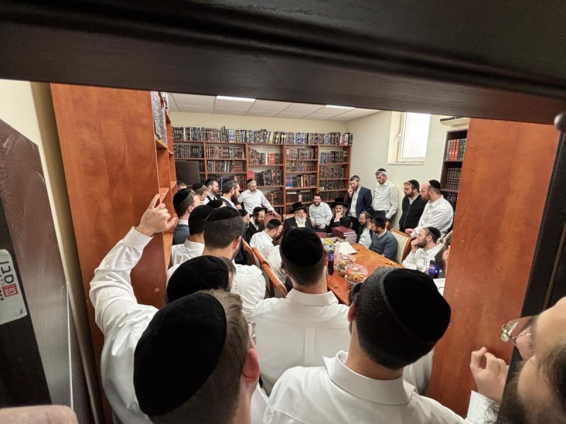 באדיבות המצלם