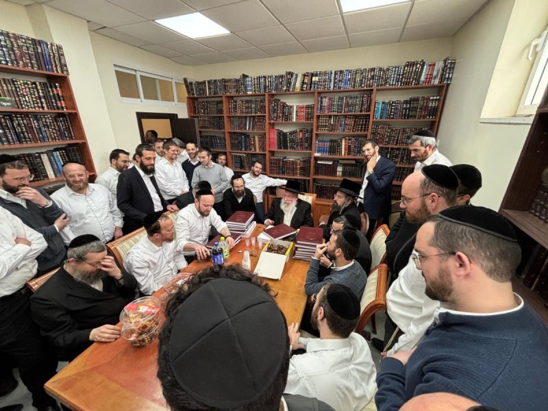 באדיבות המצלם