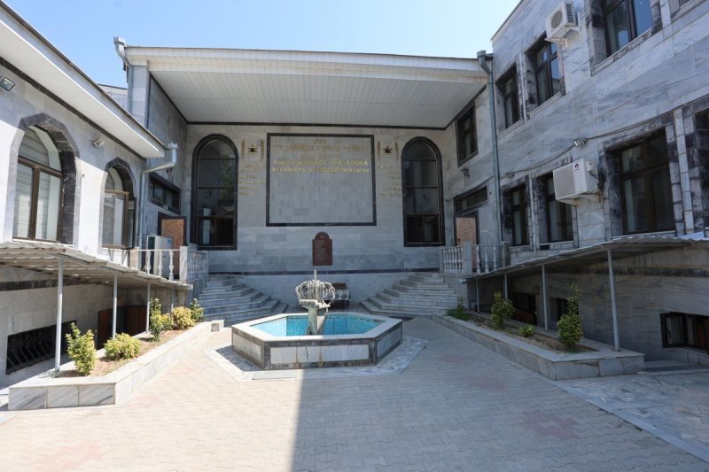 מרדכי לובעצקי