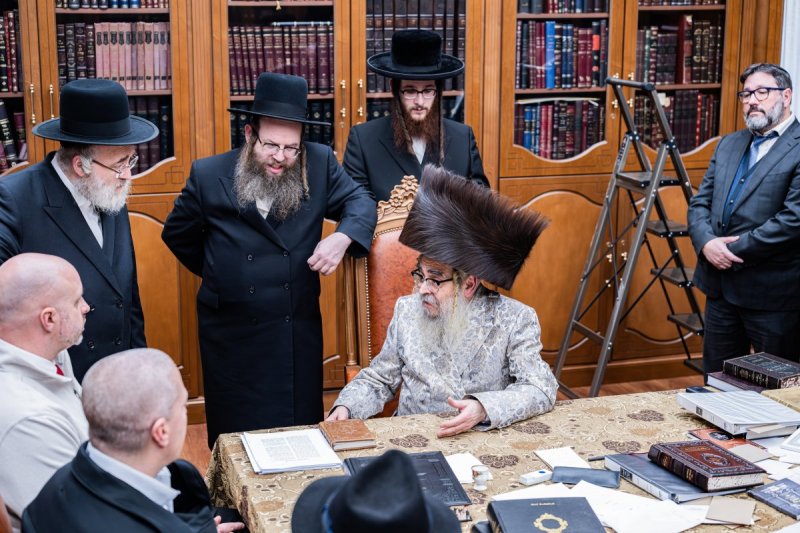 באדיבות המצלם